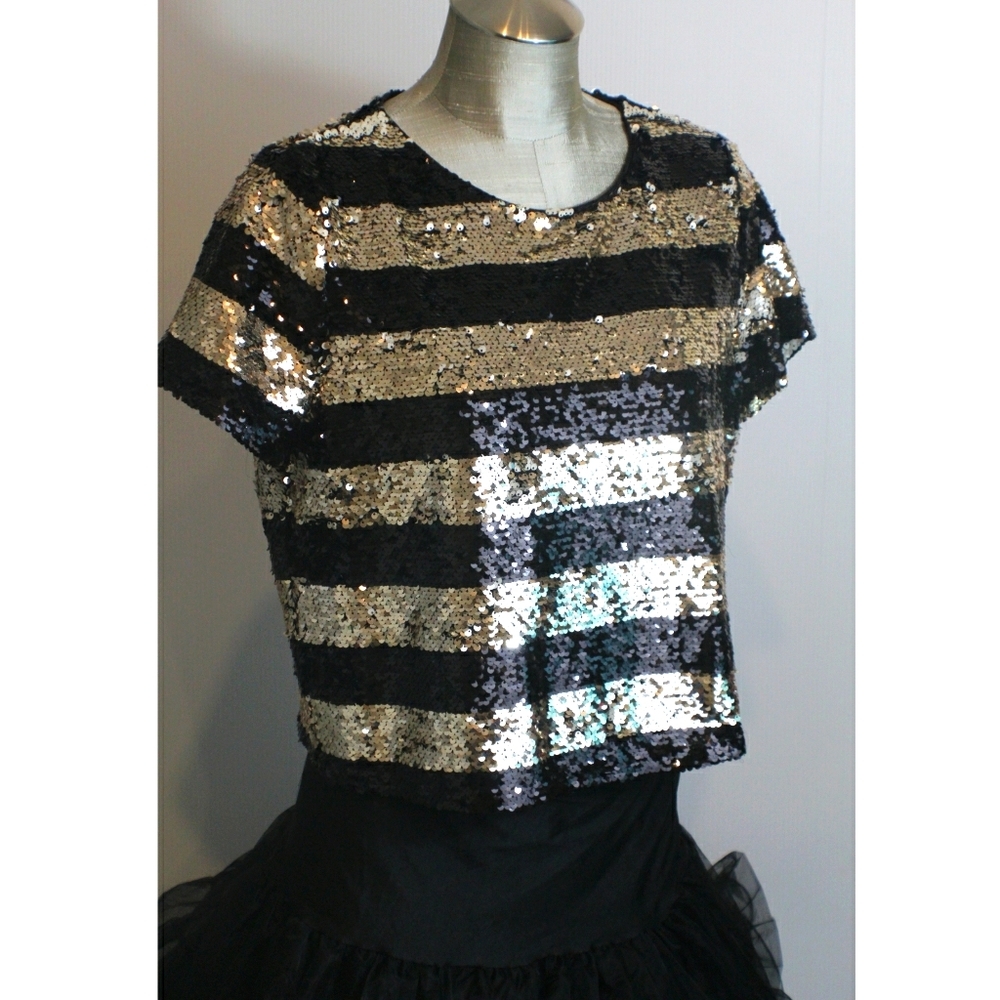 Gold and black sequin top by Gianni Bini NWT